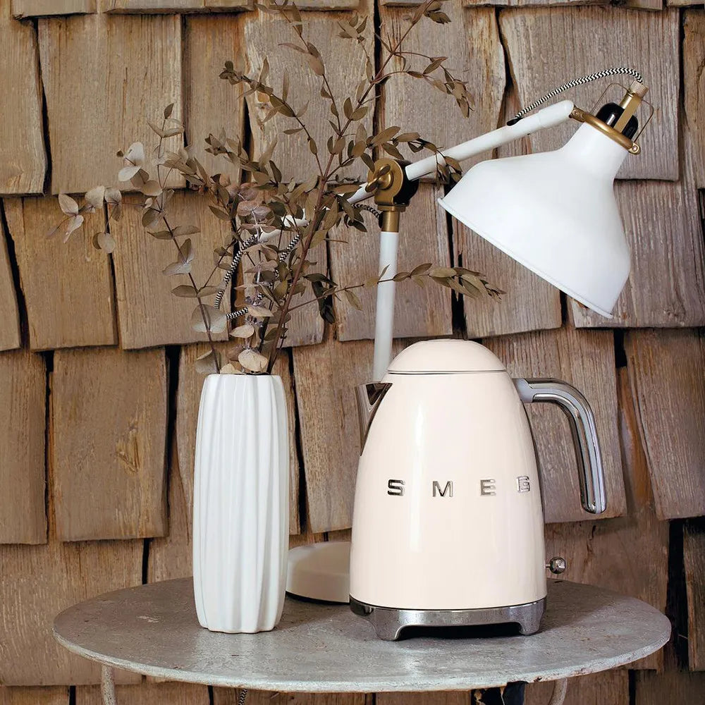 Elektrischer Wasserkocher Smeg 50’s Style Cream KLF03CREU