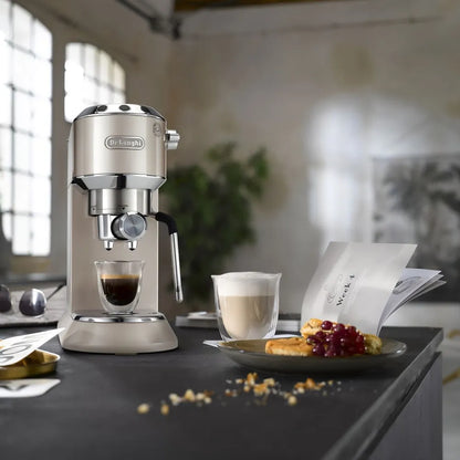 DeLonghi Dedica Arte EC885.BG ESE Espressomaschine – Beige